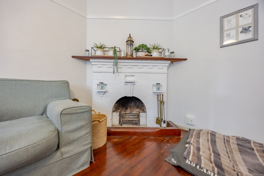 4 Bedroom Property for Sale in Wynberg Upper Western Cape